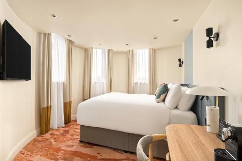 Habitación Estandar del hotel Mercure London Bloomsbury. Foto 3