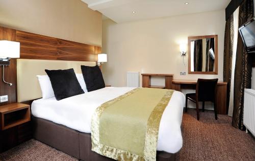 Habitación Doble Estándar del hotel Mercure London Bloomsbury. Foto 5