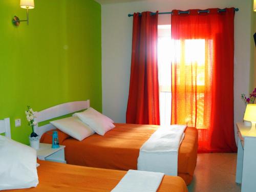 Habitación Familiar del hotel Santa Catalina. Foto 20