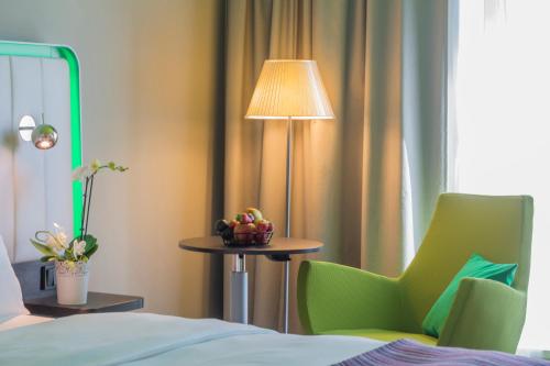 Habitación Estándar del hotel Park Inn By Radisson Frankfurt Airport. Foto 8