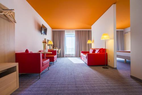 Suite del hotel Park Inn By Radisson Frankfurt Airport. Foto 5