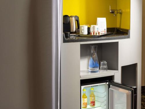 Suite Junior Business con cama extragrande del hotel Novotel Suites Wien City Donau. Foto 9