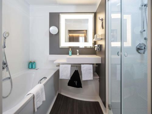 Suite Junior Doble - 2 camas del hotel Novotel Suites Wien City Donau. Foto 1