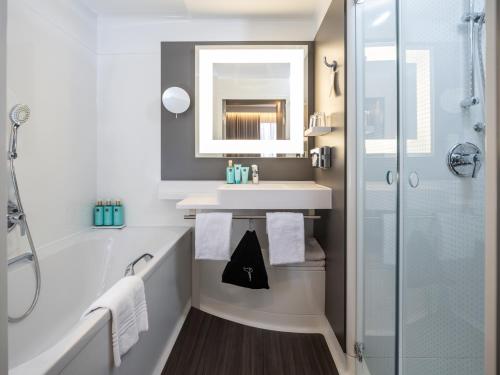 Suite Junior Doble - 2 camas del hotel Novotel Suites Wien City Donau. Foto 14