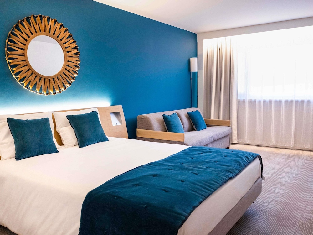Habitación Clásica con ducha - 1 cama doble y 1 sofá - cama del hotel Novotel Avignon Nord