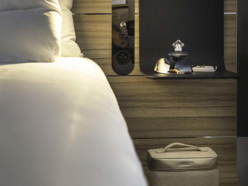 Classic Room with One Double Bed and One Single Bed del hotel Novotel Annecy Centre