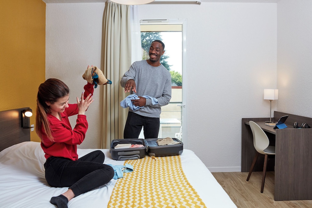 Estudio con balcón - Cama doble del hotel Adagio Access Poitiers. Foto 4