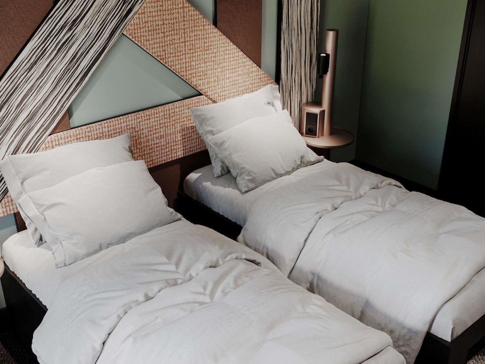 Habitación Esencial TRIBE con 2 camas individuales del hotel Mercure Strasbourg Centre Gare