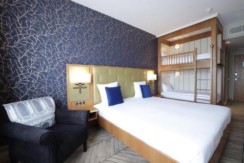 Habitaciones Comunicadas Familiares del hotel Dream Castle Paris. Foto 1