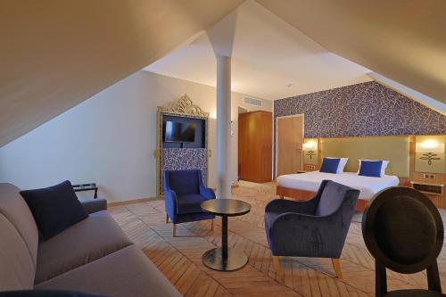 Suite Junior del hotel Dream Castle Paris. Foto 2