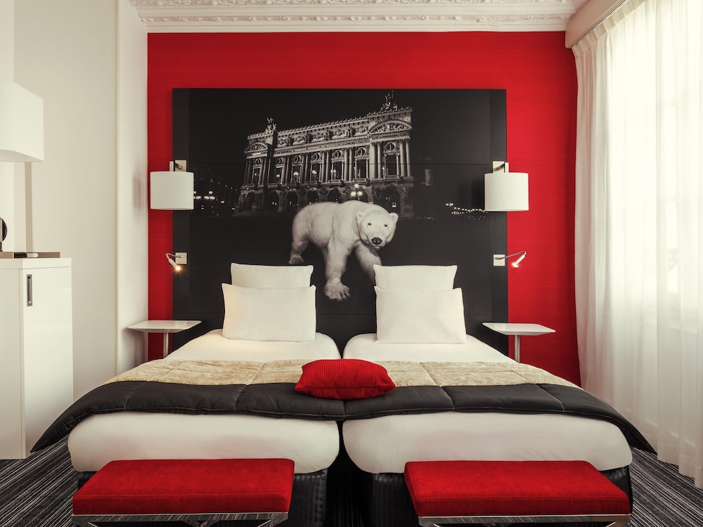 Habitación superior con 2 camas individuales, 2 camas individuales del hotel Mercure Paris Opera Louvre. Foto 4