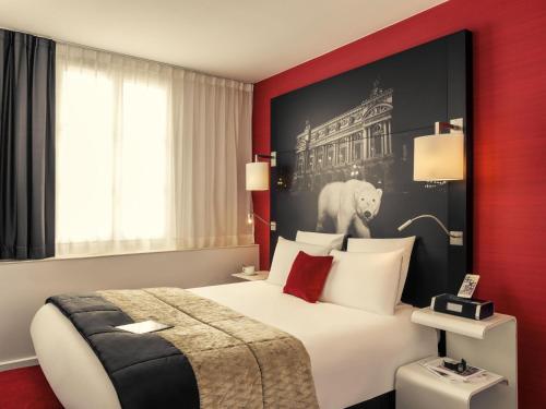 Habitación Doble Privilege del hotel Mercure Paris Opera Louvre. Foto 1