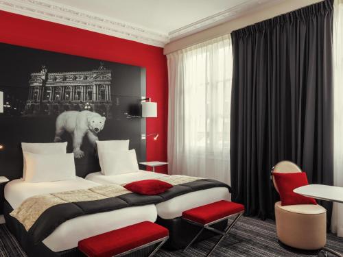 Habitación Doble Superior - 2 camas del hotel Mercure Paris Opera Louvre. Foto 5
