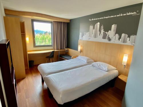 Habitación Doble Estándar - 2 camas del hotel IBIS CANNES MOUANS SARTOUX. Foto 8