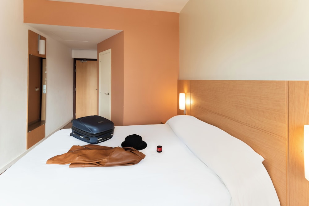 Habitación estándar doble, 1 cama doble del hotel Ibis Tanger City Center. Foto 6