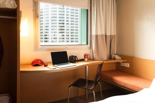 Habitación Doble Estándar - 2 camas del hotel Ibis Tanger City Center. Foto 11