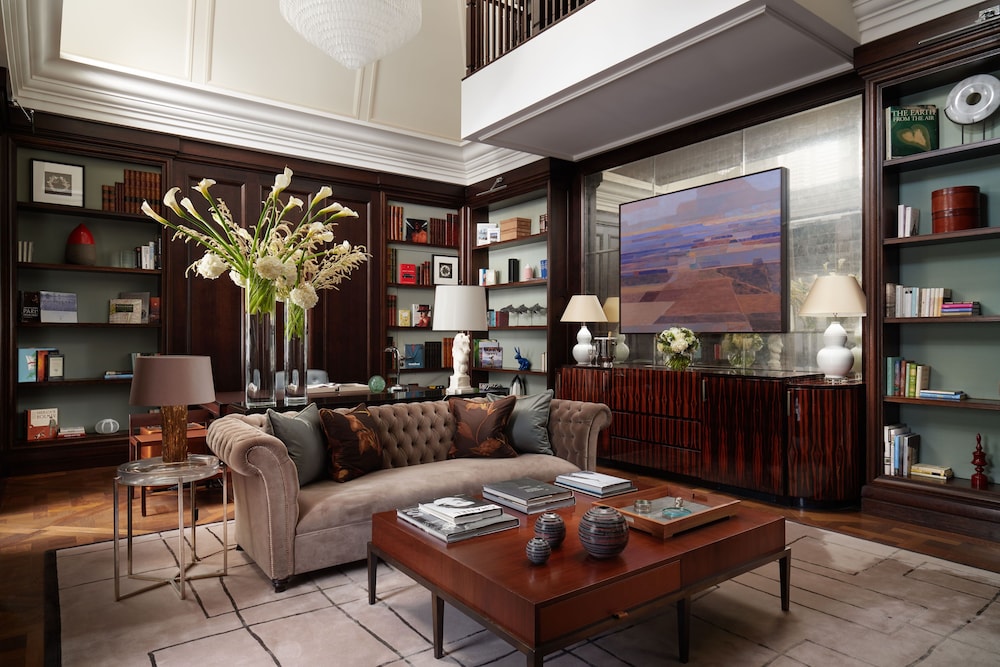 Ático (The Writer's Penthouse) del hotel Corinthia London. Foto 2