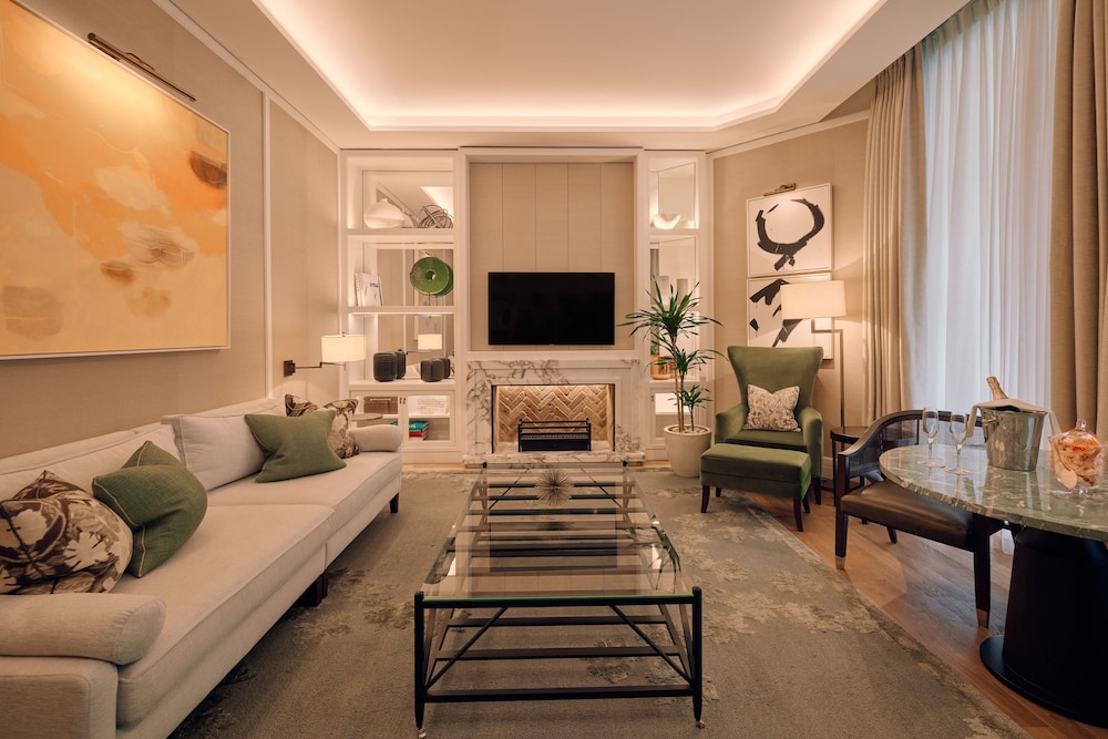 Suite, 1 cama de matrimonio grande (Garden) del hotel Corinthia London