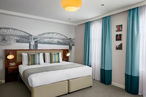Habitación Doble adaptada para personas con discapacidad del hotel Seraphine Hammersmith. Foto 6