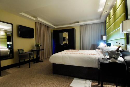 Habitación Doble Superior del hotel The Montcalm At Brewery London City. Foto 1