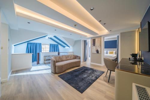 Suite Duplex del hotel La Prima Fashion. Foto 5