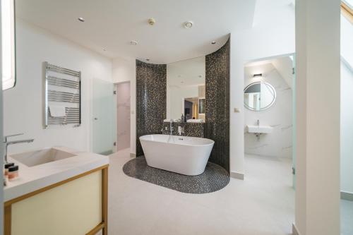 Suite Duplex del hotel La Prima Fashion. Foto 6