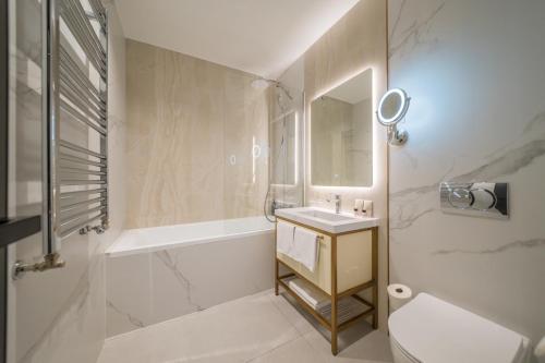 Habitación Doble Premium Plus del hotel La Prima Fashion. Foto 4