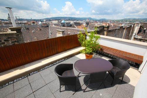 Habitación Doble con terraza y vistas panorámicas del hotel Medos. Foto 1