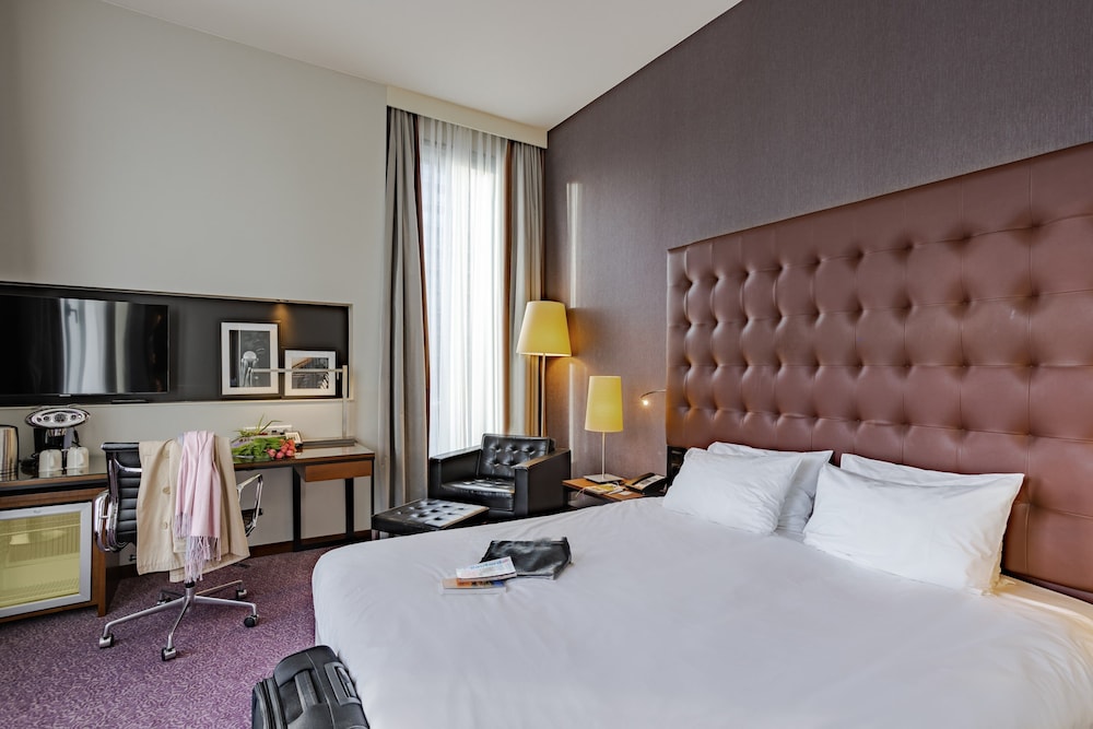 Habitación Club, 1 cama de matrimonio grande (Club Floor) del hotel Crowne Plaza Amsterdam South, An Ihg. Foto 2