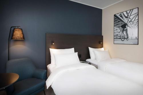 Habitación Estandar del hotel Park Inn By Radisson Oslo Airport West. Foto 5