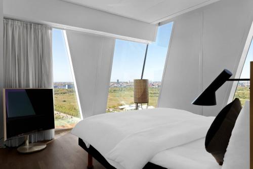 Suite Junior del hotel Ac Hotel Bella Sky Copenhagen. Foto 2