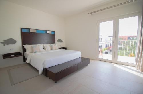 Habitación Doble Superior con balcón del hotel Dunas De Sal. Foto 4