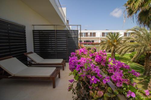 Habitación Doble Superior con balcón del hotel Dunas De Sal. Foto 5