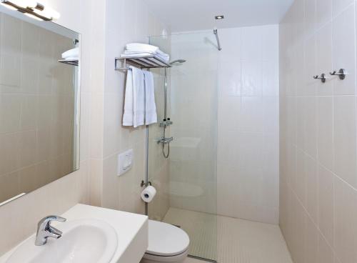 Habitación Doble Estándar - 1 o 2 camas del hotel Klettur. Foto 3