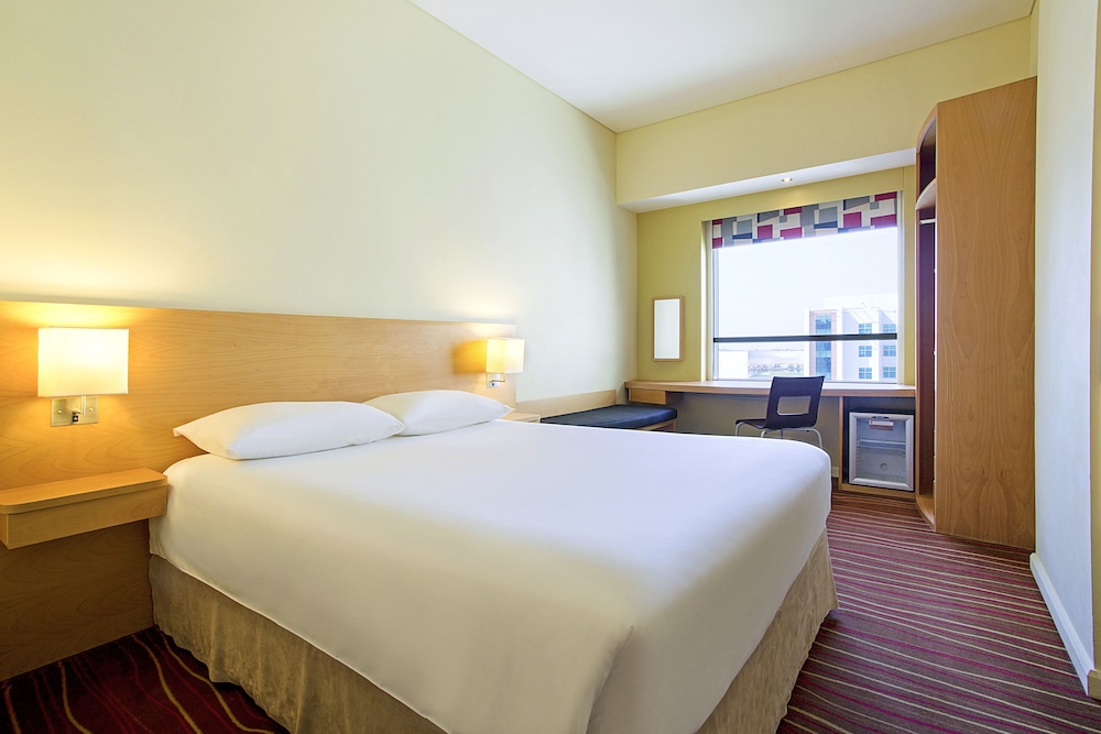 Habitación estándar doble, 1 cama doble del hotel ibis Deira Creekside Dubai. Foto 1