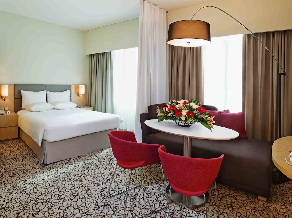 Suite del hotel Novotel Suites Mall Avenue Dubai. Foto 2