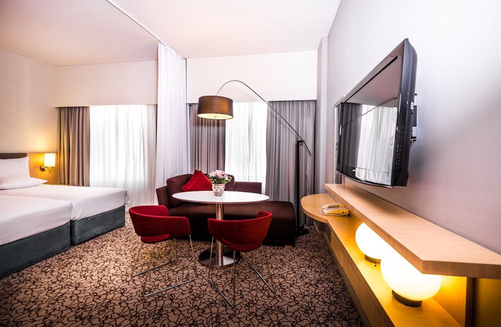Suite del hotel Novotel Suites Mall Avenue Dubai. Foto 3
