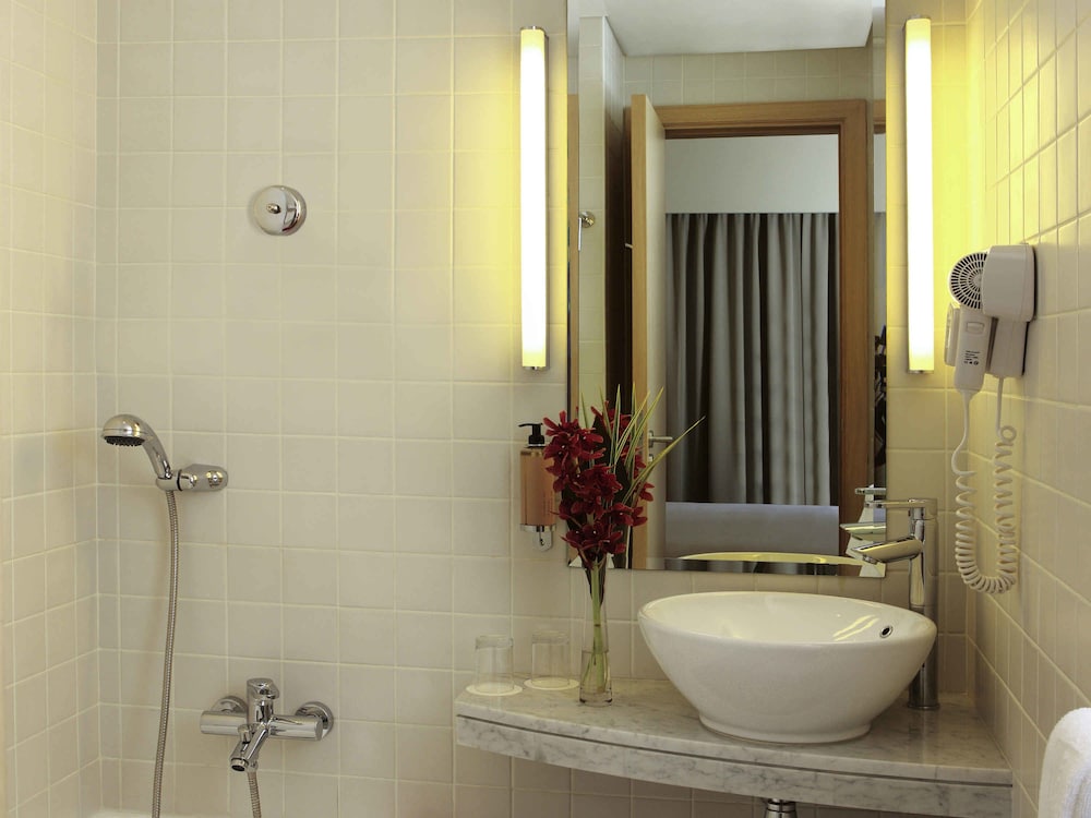 Suite del hotel Novotel Suites Mall Avenue Dubai. Foto 10