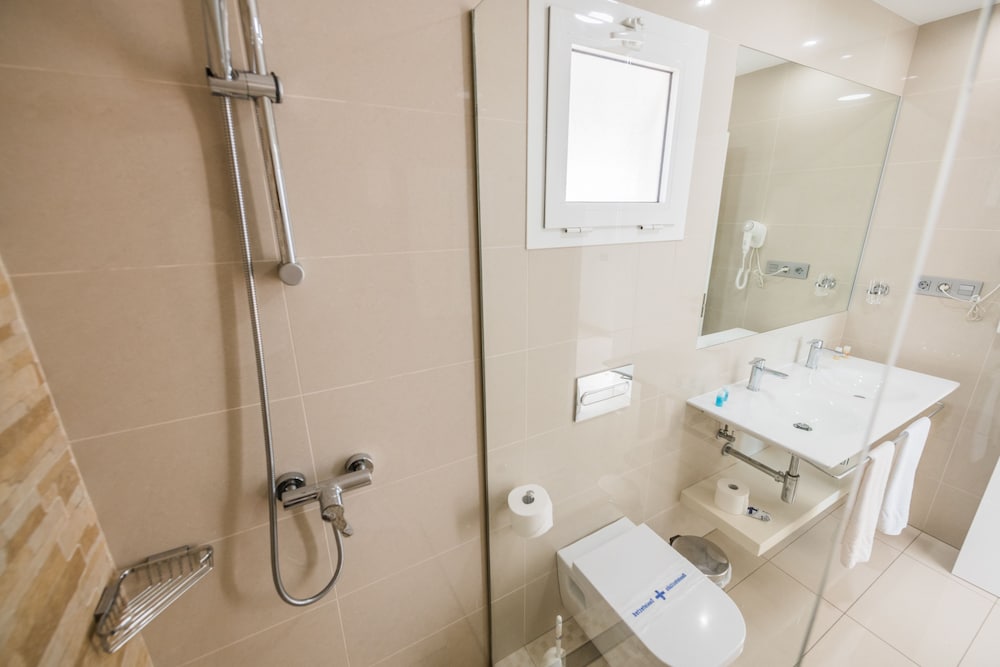 Apartamento Deluxe 1 Dormitorio Vista Mar del hotel Bahia Calma Beach. Foto 4