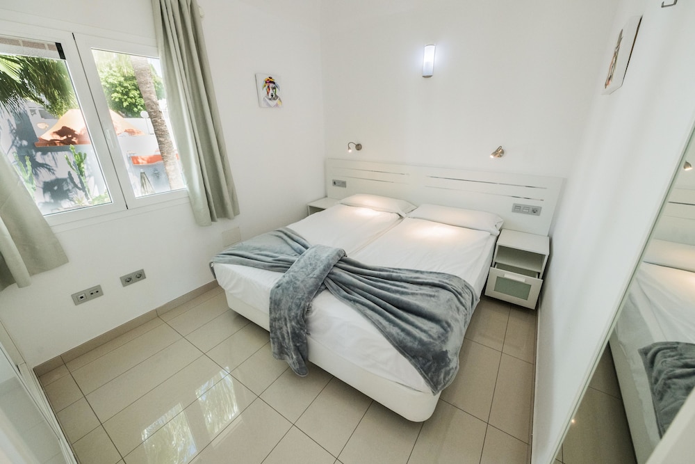 Apartamento Deluxe 1 Dormitorio Vista Mar del hotel Bahia Calma Beach. Foto 7