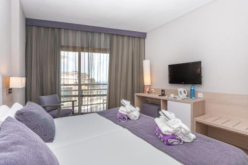 Habitación Doble Superior con vistas al mar - 1 o 2 camas del hotel Be Live Adults Only Marivent. Foto 1