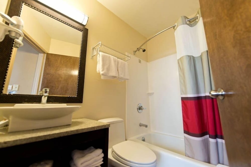 Habitación básica doble del hotel Super Lake. Foto 4