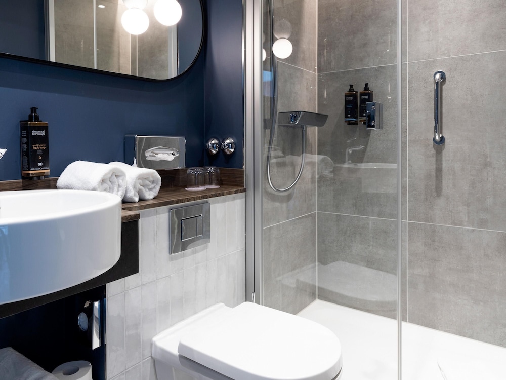 Habitación Gemela Estándar del hotel Mercure Mainz City Center. Foto 6