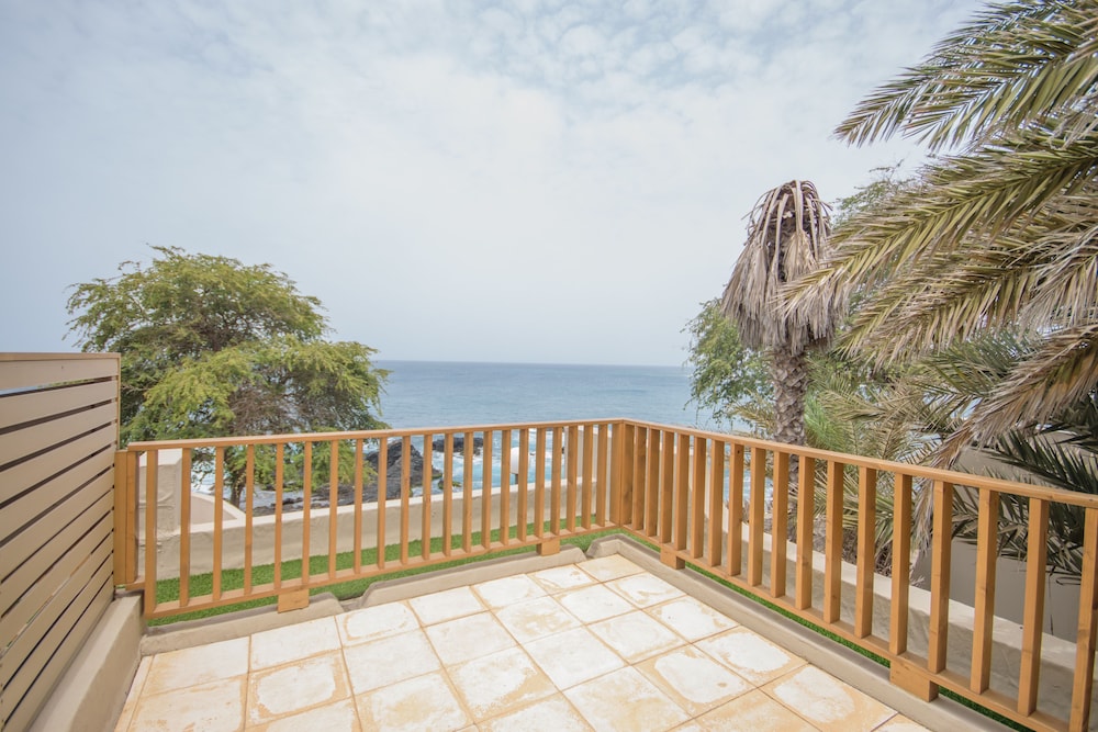 Habitación superior, vistas al mar del hotel Oásis Atlântico Praiamar. Foto 7
