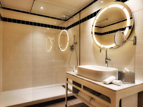Cosy con 1 cama grande del hotel Carlton Lyon - Mgallery Collection. Foto 3
