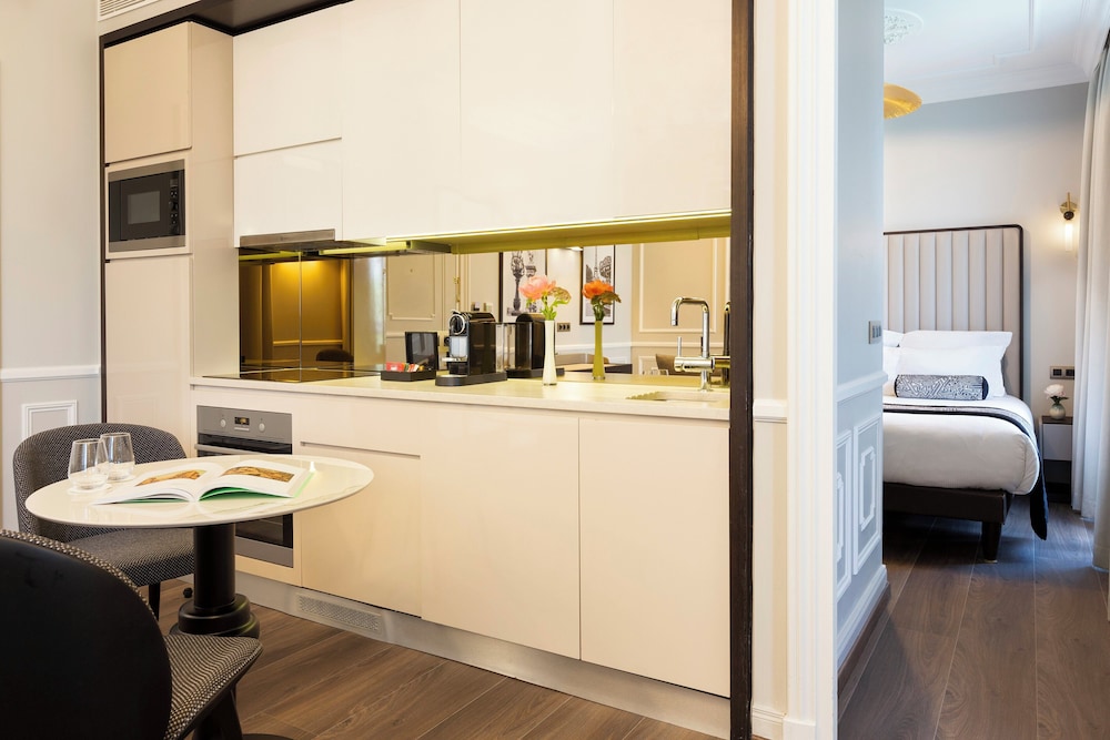 Apartamento, 2 habitaciones del hotel La Clef Tour Eiffel Paris The Crest Collection. Foto 4