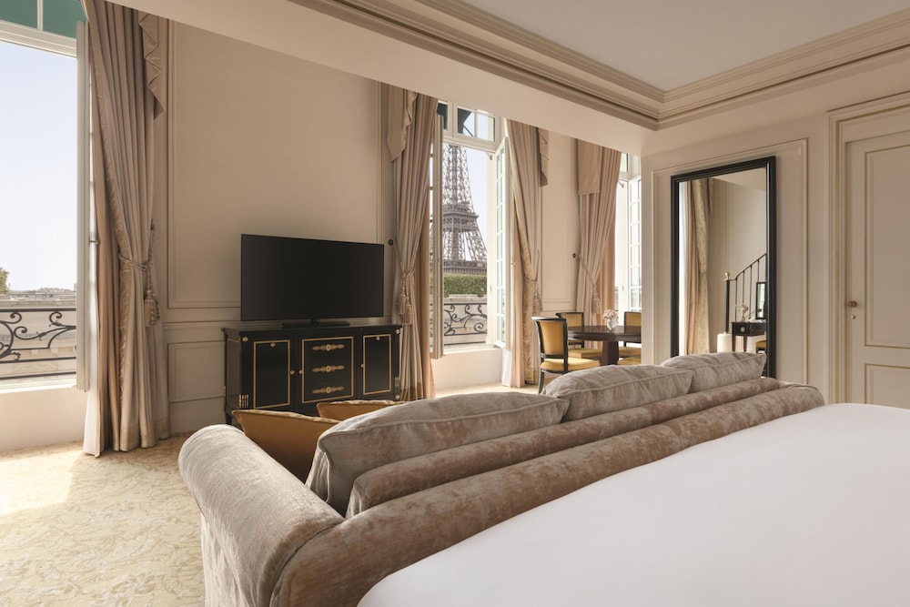 Dúplex, 1 cama de matrimonio grande, vistas a la ciudad (Suite) del hotel Shangri-La, Paris