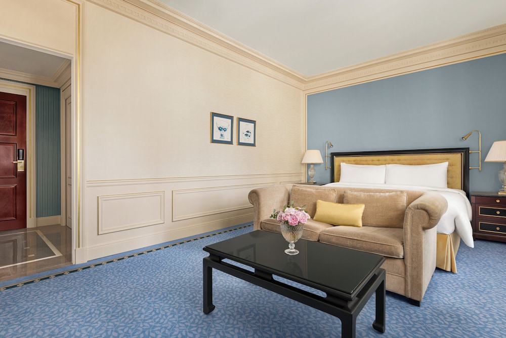 Habitación superior, 1 cama de matrimonio grande del hotel Shangri-La, Paris