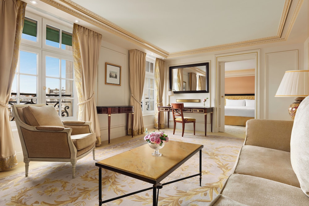 Suite Deluxe, 1 cama de matrimonio grande del hotel Shangri-La, Paris