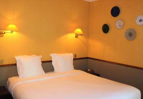 Habitación Doble Superior del hotel RELAIS MONCEAU. Foto 7
